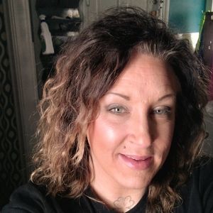 Meet your Posher, Myra